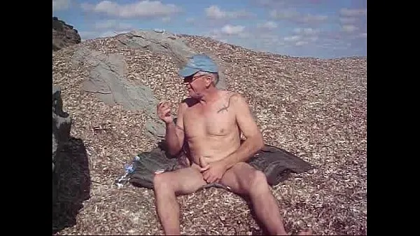 XXX naked and wanking at the beach лучших клипов