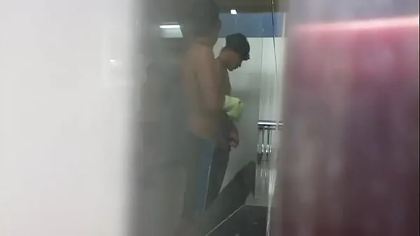 XXX pissing in the uni शीर्ष क्लिप्स