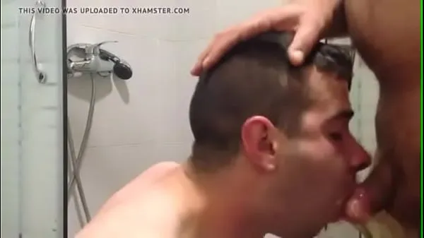 XXX Engolindo o mijo do namorado (piss أفضل المقاطع