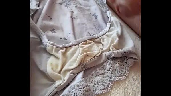 XXX Cum on Dirty panties from my bbw suosituinta klippiä