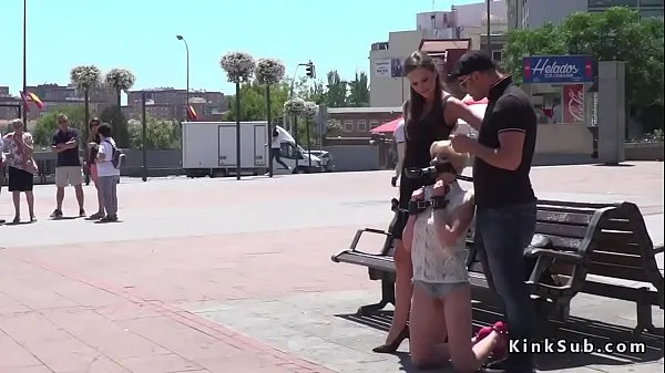 XXX Blonde throat and pussy fucked in public κορυφαία κλιπ