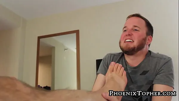 XXX Hairy bear has feet play and receives blowjob from two homos أفضل المقاطع