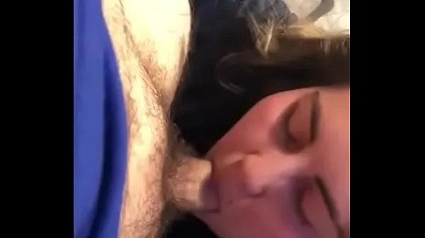 XXX Girlfriend gives perfect blowjob deep throat cumshot suosituinta klippiä