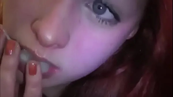 XXX Married redhead playing with cum in her mouth ٹاپ کلپس