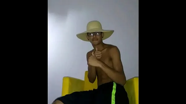 XXX Branquinho olhando a pica do pivete principais clipes