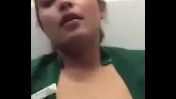 XXX Auxiliar de vuelo viral colmek en el baño del avión | VIDEO COMPLETO clips principales