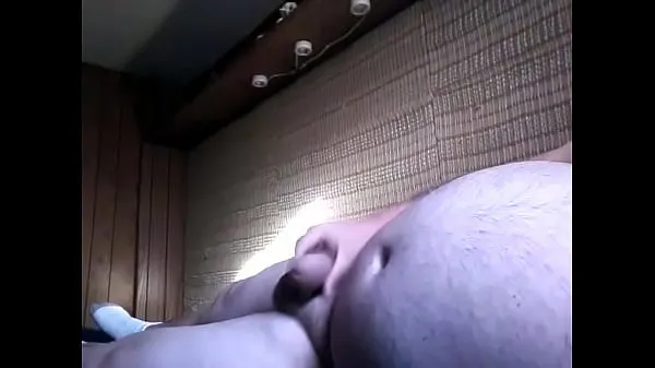 XXX Lol,Fat man Jim(Me) stroking his little dick and cumming clips principales