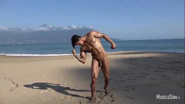 XXX Brazilian sexy guy worship near the ocean topclips