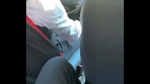 XXX pédé branle à l'arrière de la voiture meilleurs clips