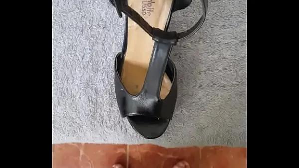 XXX Cum on the shoe, comment topclips