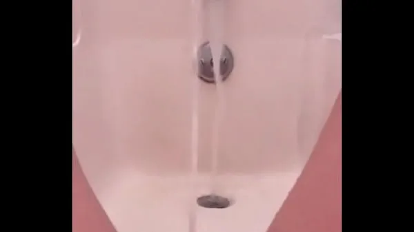 XXX 18 yo pissing fountain in the bath ٹاپ کلپس