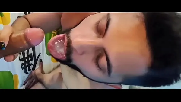 XXX Sucking Fabian Madrid's tasty uncut cock until he cums and fills my mouth ٹاپ کلپس