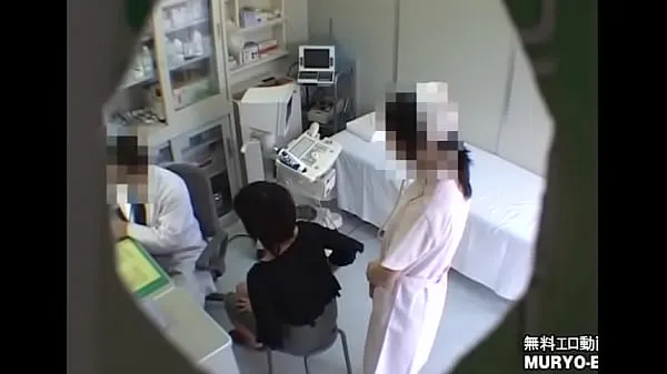 XXX Hidden camera image that was set up in a certain obstetrics and gynecology department in Kansai leaked 20-year-old busty female college student Sayaka interview edition 個のトップ クリップ