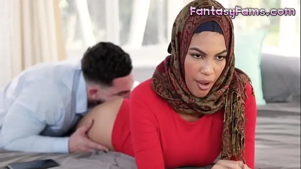 XXX Fucking Muslim Converted Stepsister With Her Hijab On - Maya Farrell, Peter Green - Family Strokes najlepsze klipy