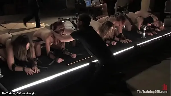 XXX Slaves have audition for service sluts 인기 클립