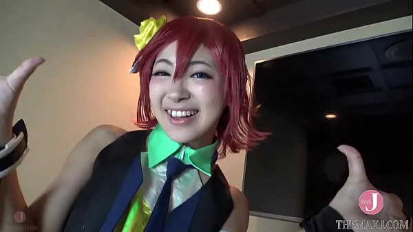 XXX 她就是这样，穿着可爱的COSPLAY服装，在摄影棚里一直到最后一分钟，她都在慢慢地拍 热门片段