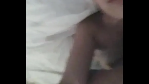 XXX 热辣的拉丁 Dani Sanchez 拍摄自拍视频，同时戴绿帽子他妈的另一个男人 - 将其发送给她的丈夫。 真正的戴绿帽子，不是上演的 热门片段