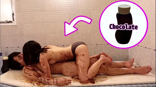 XXX Chocolate slick sex in the bathroom on valentine's day - Japanese young couple's real orgasm toppklipp