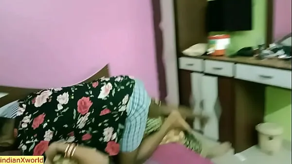 XXX 热弟弟在她丈夫家里操他已婚的继妹。 印地语热性 热门片段