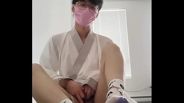 XXX meias asiáticas fofas hanfu femboy twink provocam você e uma carga enorme de roupas chinesas tradicionais principais clipes