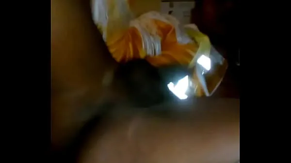 XXX I ran out of electricity and I better start playing with my ass and insert the first object I find on my way, I had fun apart from that it excites me to insert things in my ass top Clips