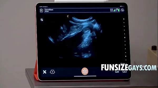 XXX Minet regarde l'échographie d'une bite le pénétrant meilleurs clips