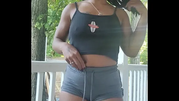 XXX Ebony whore Outside tryin to hold my pee but i cant so i beg you to Please Let Me pee as I pee my shorts topklip