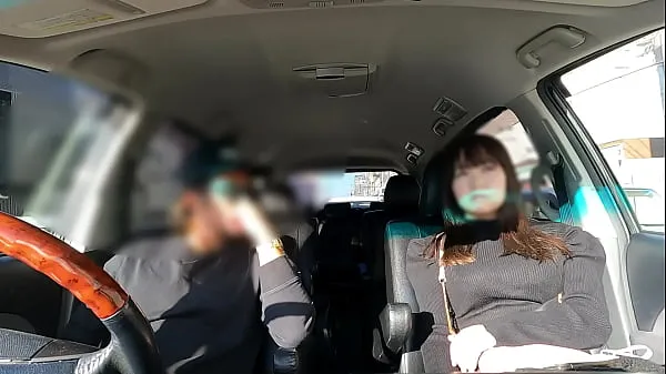 XXX Completely real Japanese [hidden shot] Neat but baby-faced big breasts that can be seen from the top of the knit Unexpected exposure confession "I want to have sex in the car" while driving and suddenly breaks out in car sex [Appearance] [Close top Clips