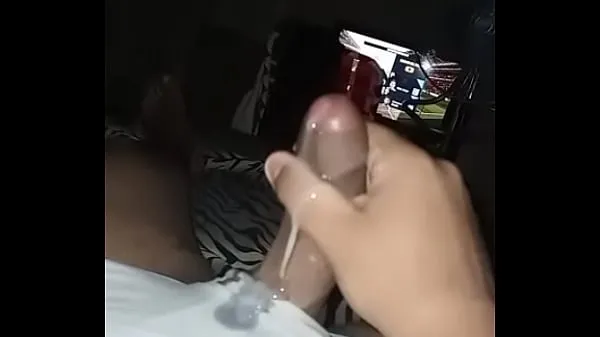 XXX Morocho masturbándose en noche calurosa toppklipp