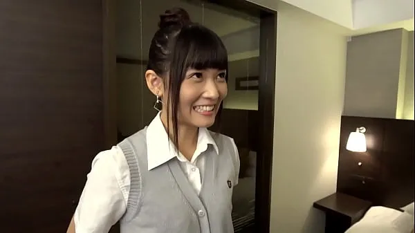 XXX Yuzu 是一位 23 歲的日本美麗妻子，她想與其他男人發生親密的性行為！ 她的身體是如此性感！ 她有漂亮的腿、漂亮的屁股、漂亮的曲線！ 1 热门片段