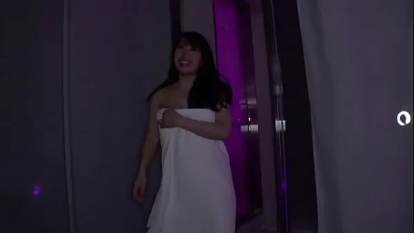XXX part3 From meeting up with beautiful, big-breasted Miya-chan! She has a big titty that is about to overflow! Miya's big tits are so big that they're about to overflow and she's so hot that she's drooling Klip teratas
