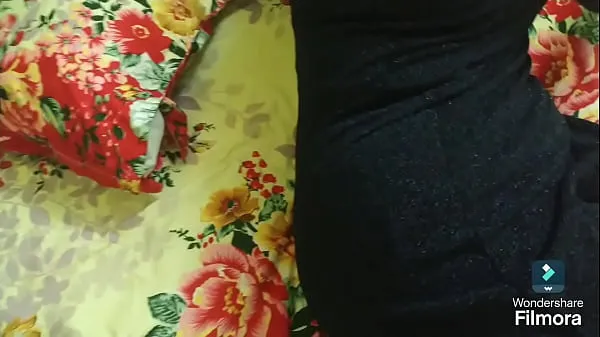 XXX Indian Muslim milf has a big round ass Klip teratas