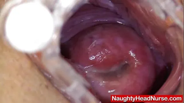 XXX Speculum in a tight madam medic pussy toppklipp